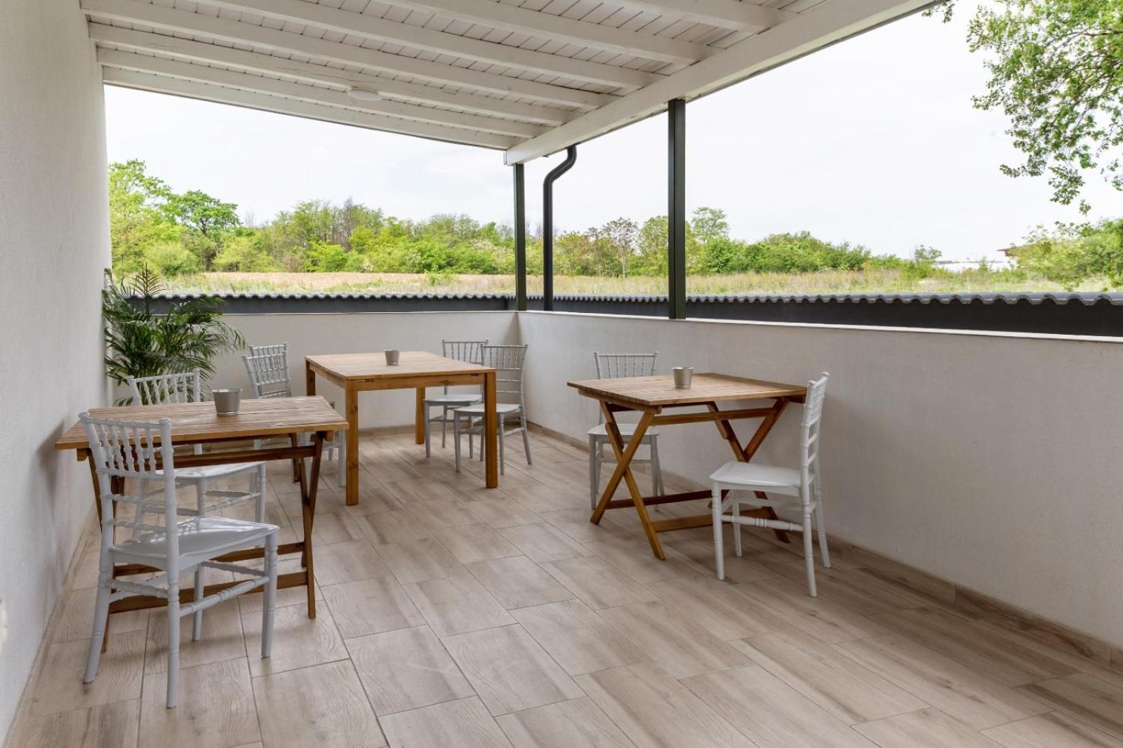 Otopeni Suites By Citybookings Eksteriør billede